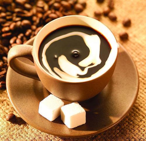咖啡能加牛奶嗎