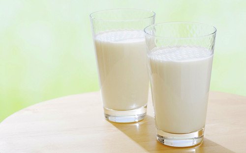 十大經典的牛奶食療法 溫中補虛，益精補氣