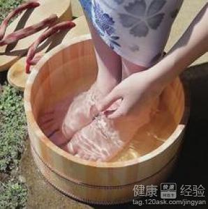 泡腳水裡為何要加醋食醋泡腳五大好處