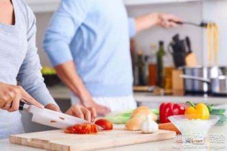 家庭“煮”婦：常切食物如何巧用刀？