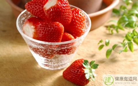 草莓能不能空腹吃