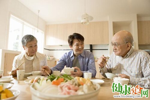 天氣寒冷吃飯的速度要慢一點