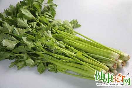 春天吃什麼菜之芹菜多樣吃法