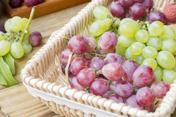 夏天吃葡萄的好處和清洗竅門Fo.jpg