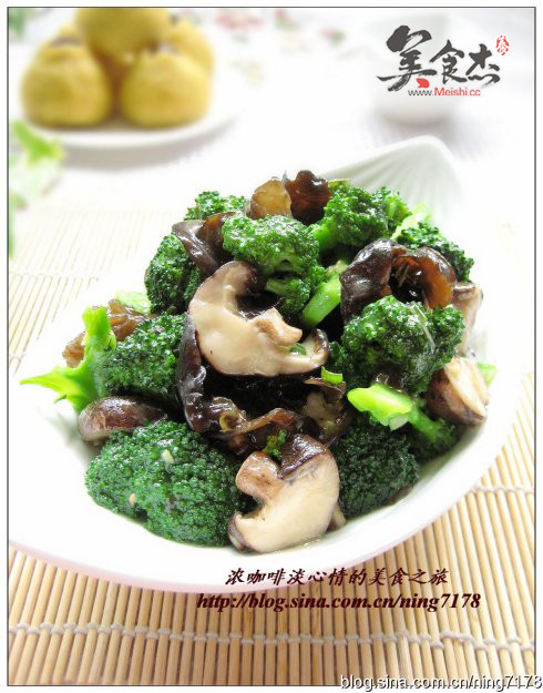 鮑汁菌菇西蘭花zC.jpg