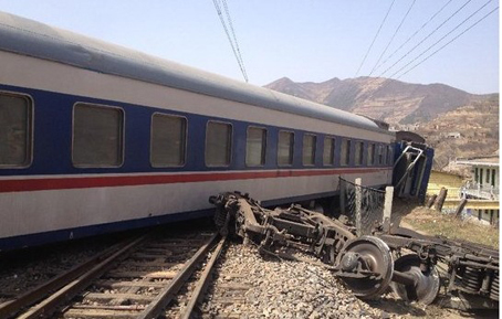 遭遇火車事故時應該如何自救